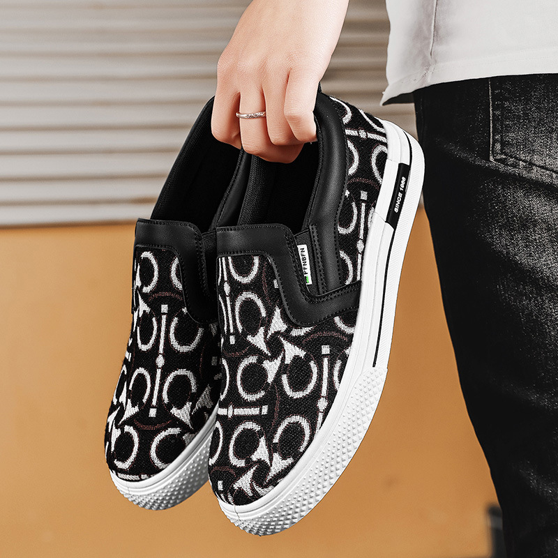 Personalidad de los hombres Primavera y verano Tendencia de corte bajo Zapatos de lona de todo fósforo Casual al aire libre Zapatos perezosos cómodos y transpirables