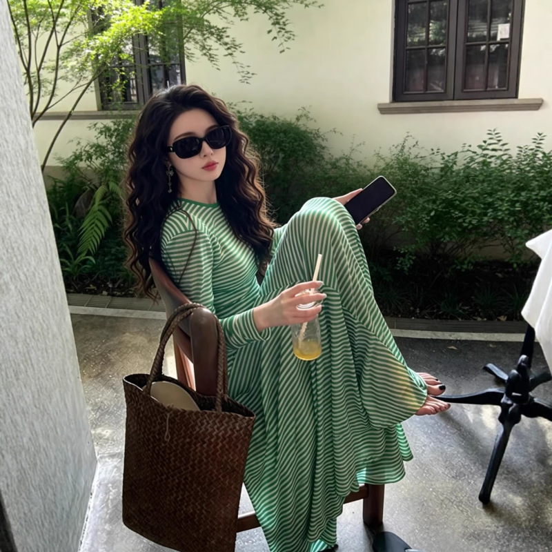 In Stock Green Striped T-Shirt Dress 2026 Spring New Women's Fashion Casual Beautiful Slim-Fit Dress