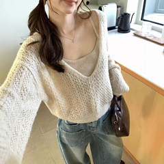 im向首尔假期~v领长毛马海镂空上衣女秋绞花针织罩衫/吊带两件套
