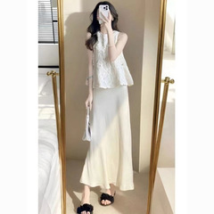 洋气减龄时尚套装搭配女夏季新款温柔风镂空上衣高腰半身裙两件套