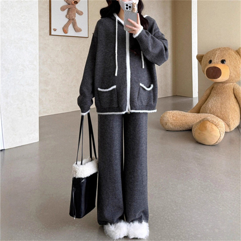 Autumn and Winter New Fashion Casual Hooded Knit Set for Women, Loose and Lazy Style Maternity Sweater and Wide-Leg Pants Two-Piece Set Autumn and Winter New Fashion Casual Hooded Knit Set for Women, Loose and Lazy Style Maternity Sweater and Wide-Leg Pants Two-Piece Set