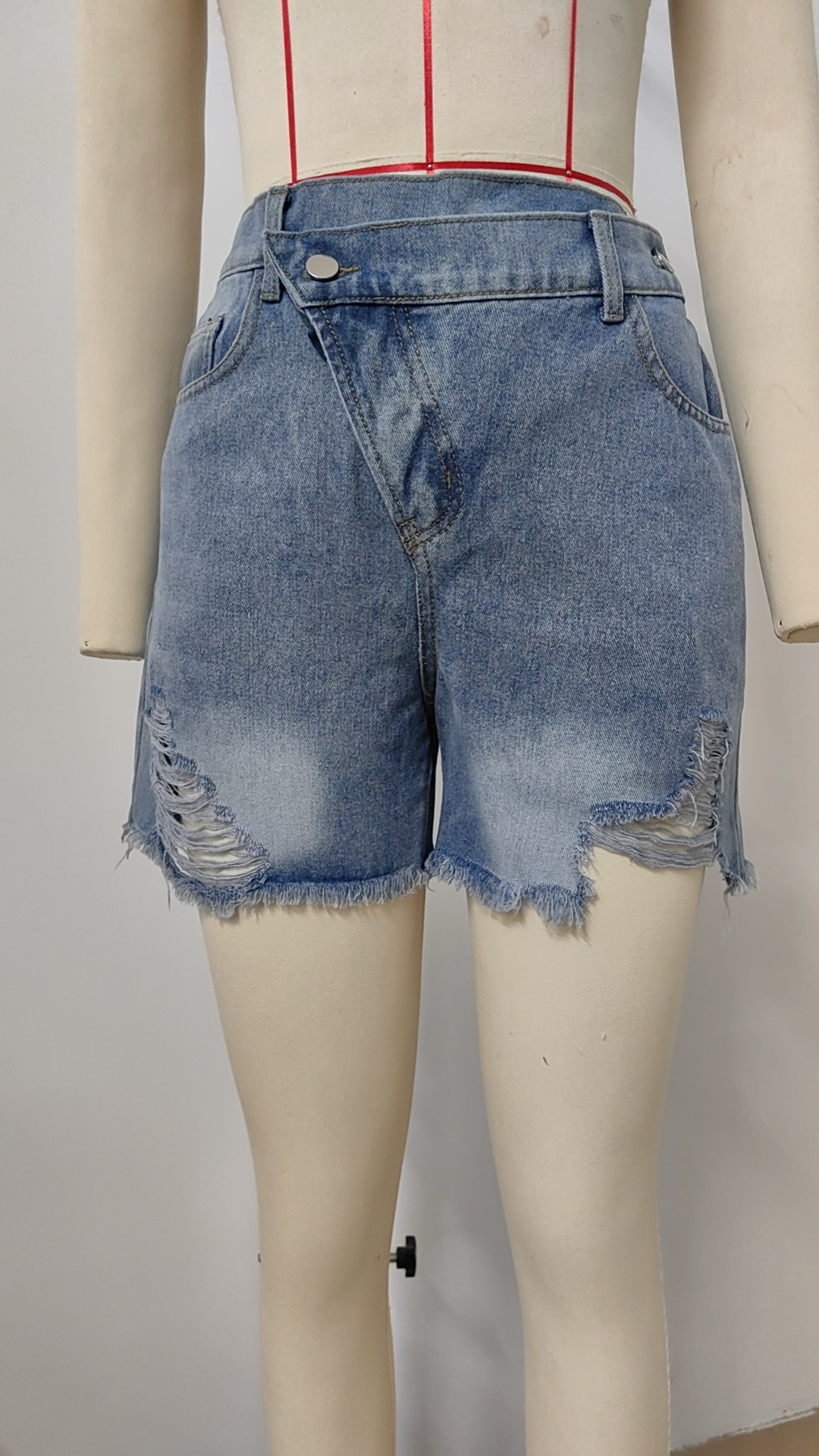 Denim Shorts For Women With Irregular Brushed Edge Design_voghion.com