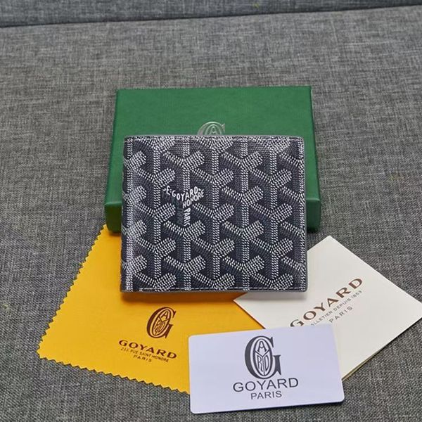 short universal portable wallet for men and women