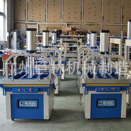 供应广州枕头压缩封口机 抗灾棉被压缩封口机 羽绒服 棉衣真空机