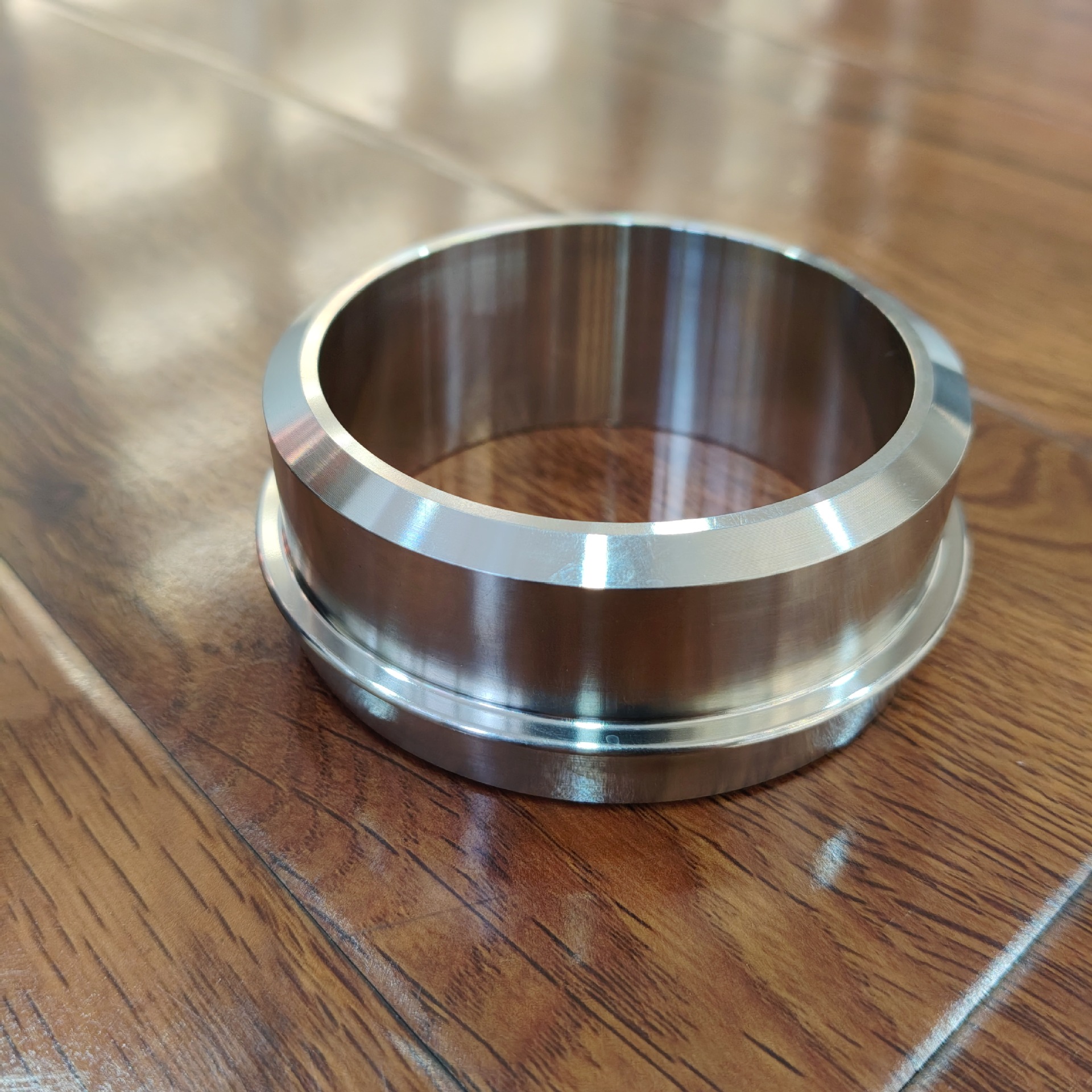 DIN  dick Gewindestutzen Kegelstutzen male liner ��ڻ��ͷ