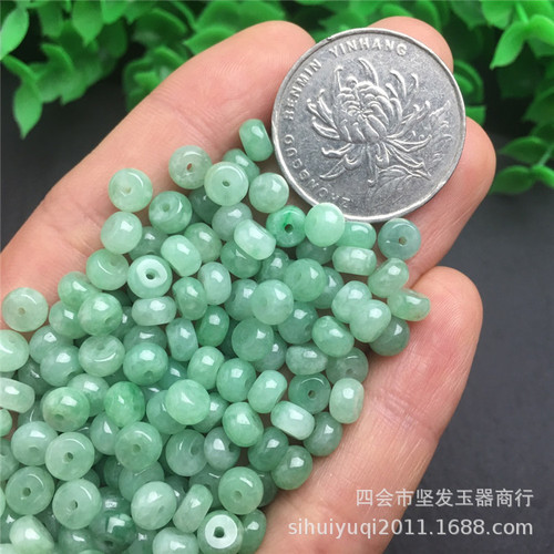 Burmese jade a-grade jade parts, small accessories, jade, ice-planted green abacus beads, small jade buttons, handicrafts wholesale