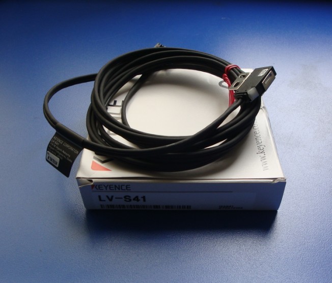 春田谷全新 日本keyence基恩士 LV-S41（5M) 激光传感器出售