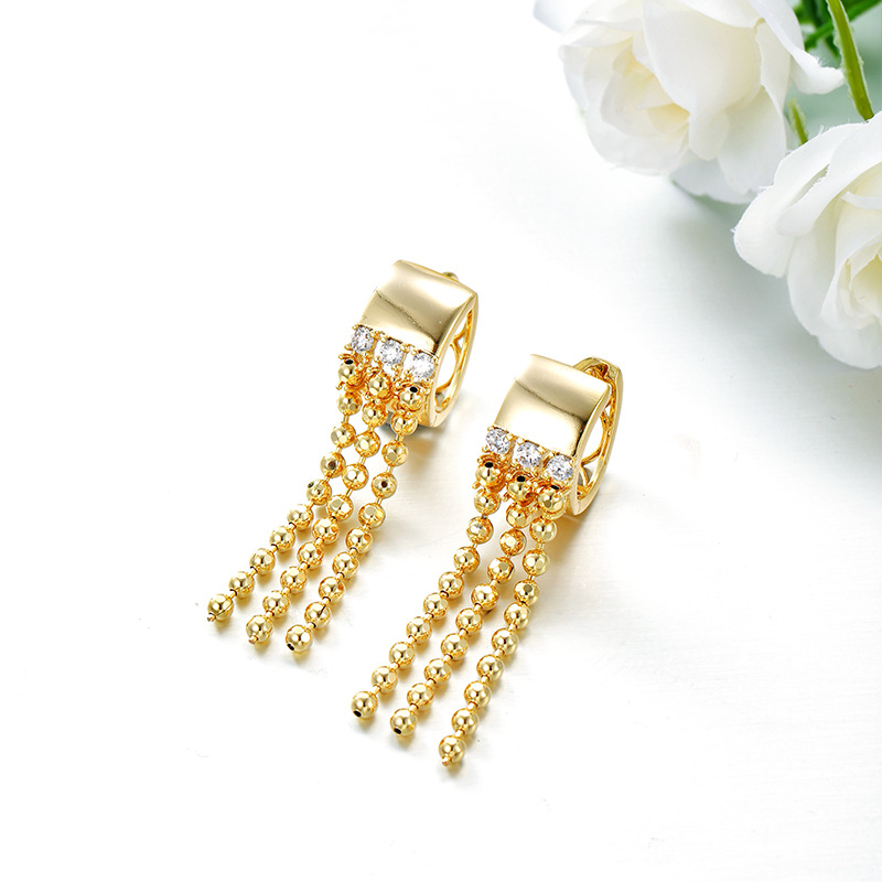 Xuping aleación de cobre chapado 14k piedras preciosas artificiales aretes geométricos bordados de moda transfronteriza europea y americana aretes de moda