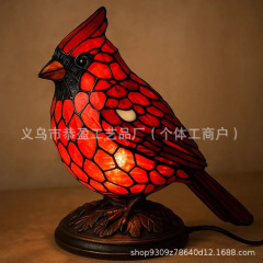 新款跨境树脂摆件Cardinal Lamp装饰红鸟动物台灯树脂装饰品