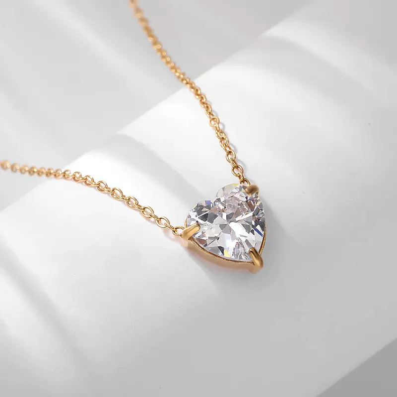 锈钢爱心锆石项链ins轻奢简约心形锆石十二生辰石项链