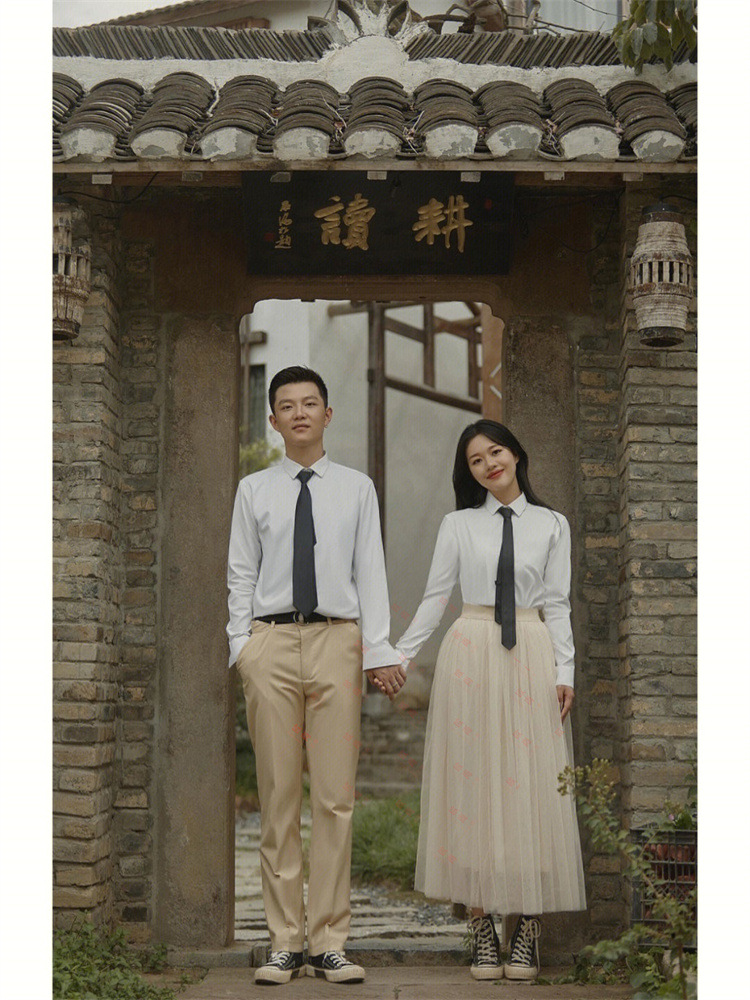 (2개) 새로운 스튜디오 커플 사진 테마 의류 대학 문학 스타일 외부 거리 사진 작은 신선한 사진 졸업 의류
