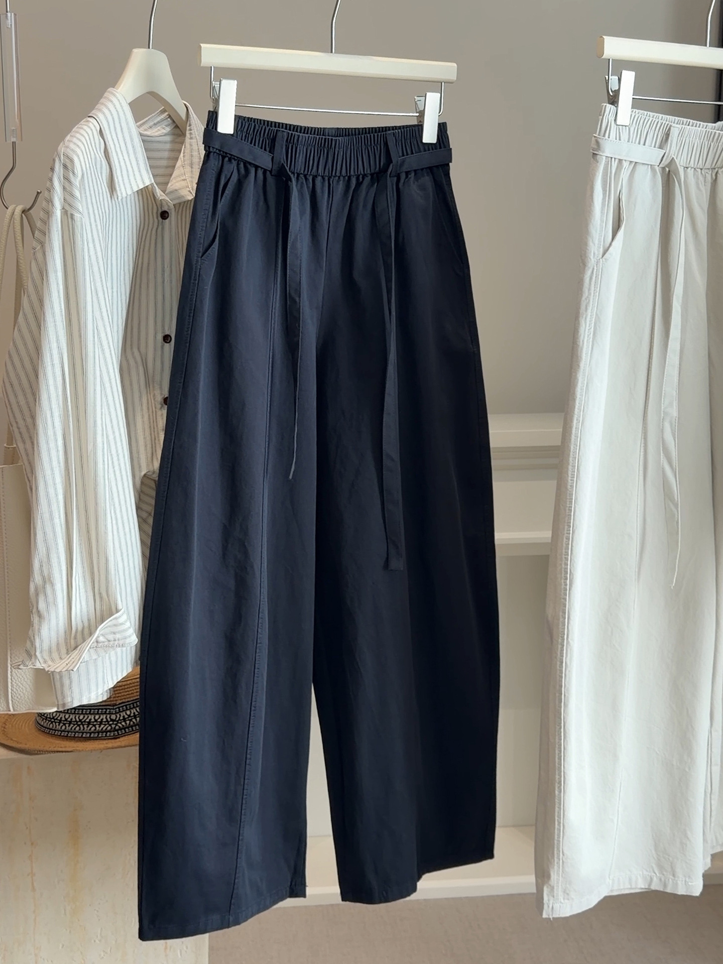 Quần culottes nữ ống rộng dáng suông, chất liệu linen phối sợi tencel mềm mại, dài 9 điểm — Trà sữa màu chi tiết 9