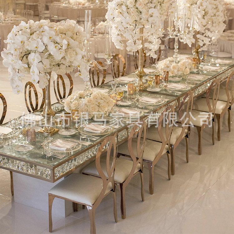 Fábrica al por mayor Hotel banquete boda comedor silla boda galvanoplastia Silla de acero inoxidable Bolsa De Oro suave Silla de comedor de cuero