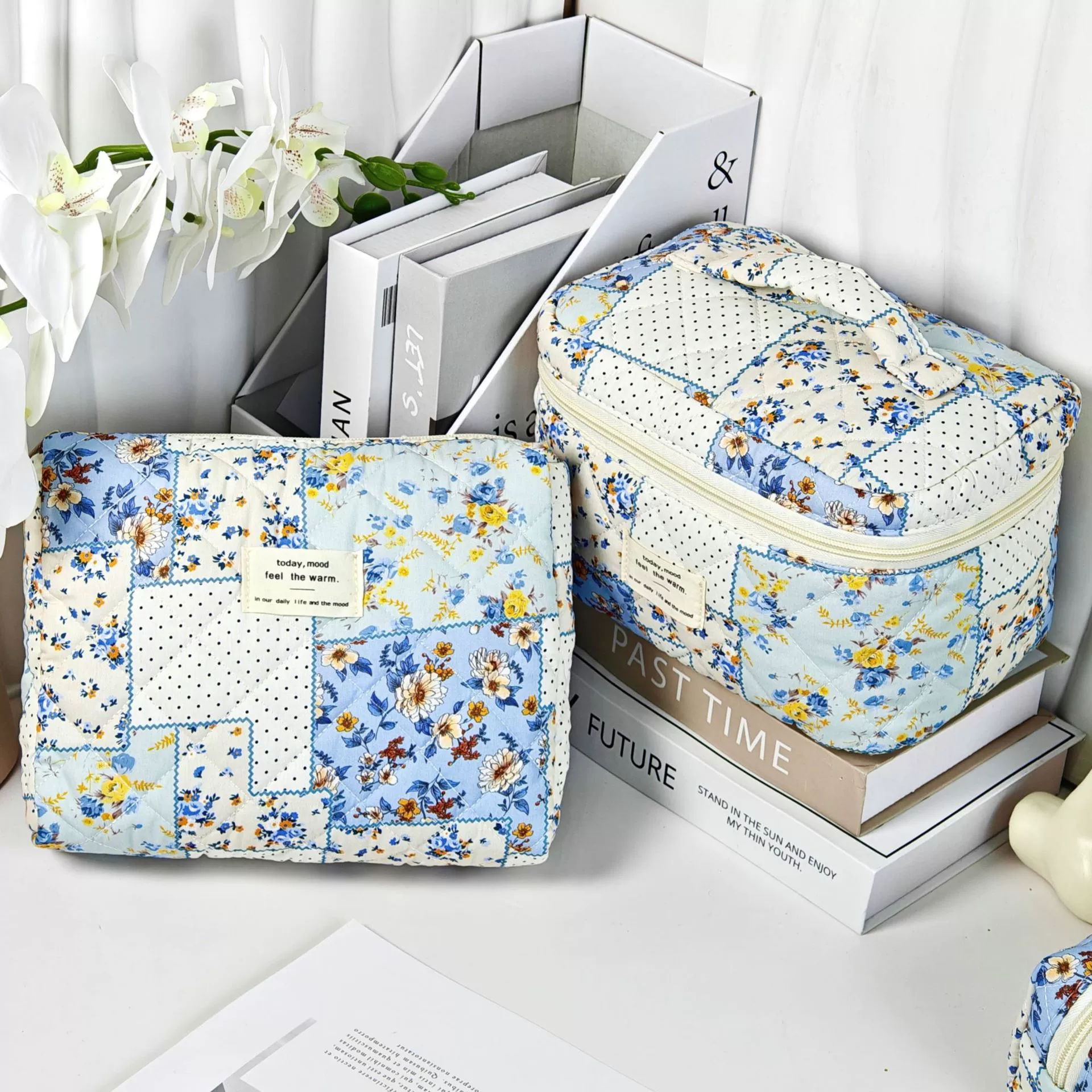Handheld capacious cosmetic bag, organizer bag, storage system