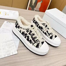 �ļ��r��Ƥ�����e��H����Ь���m�ٴ�Ů�\��һ��һ���Q�кЏV��؛