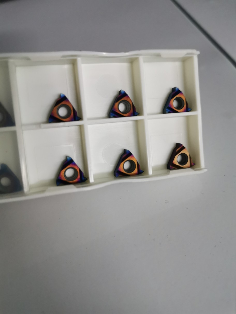 11IRA60纳米蓝色合金螺纹刀片