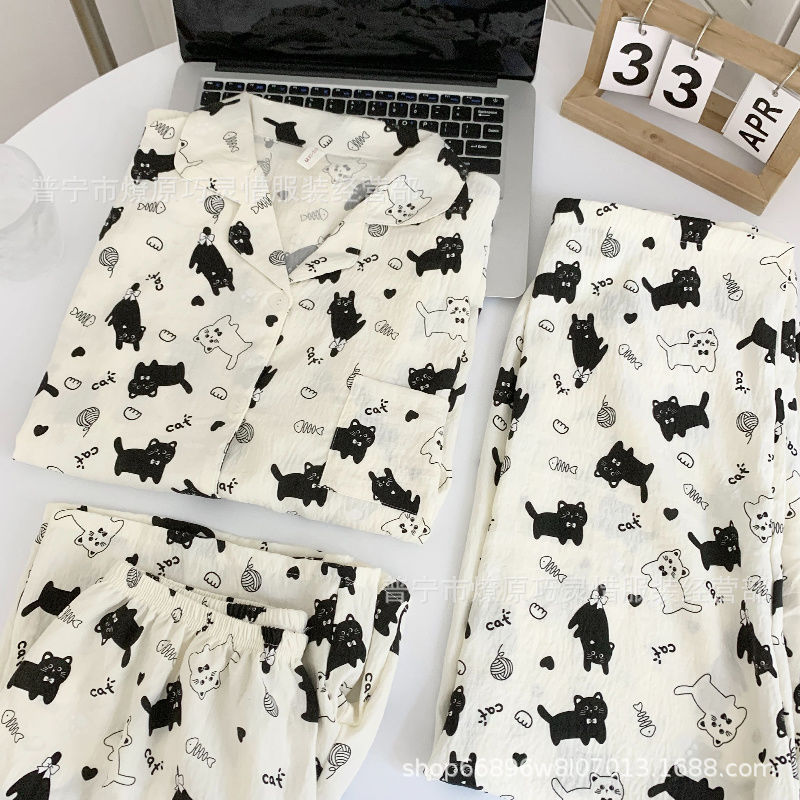 Pajamas de tres piezas de torta de oso para mujeres de verano, pantalones de manga corta, nubes de algodón adorable, viento en 2025 nueva ropa para el hogar