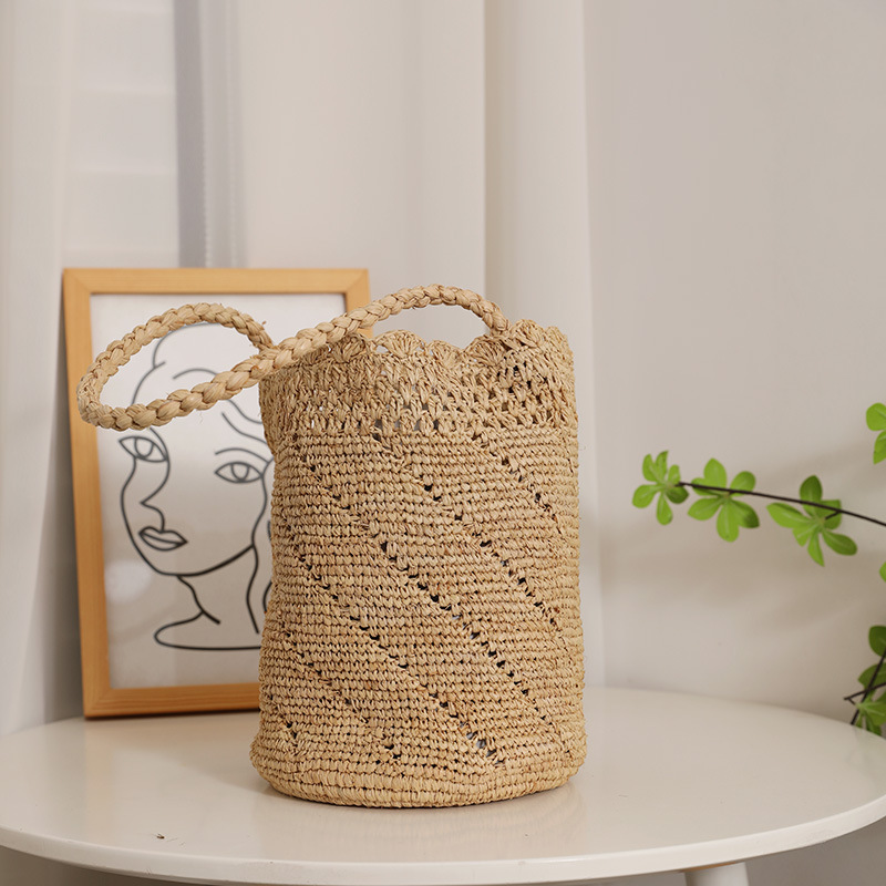 Luxury Crochet Raffia Shoulder Bag Hollow Lace Handheld Bucket Woven Bag Women's Vacation Beach Bag - Thumbnail 3