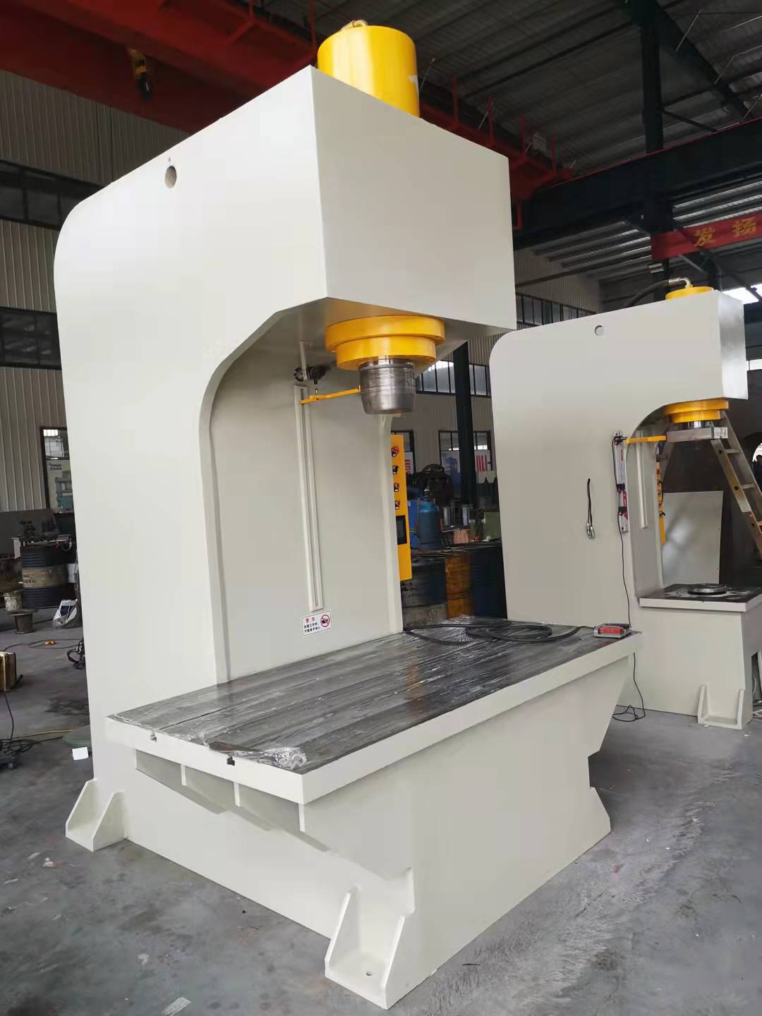 6043bc9b73575b083782841f68271e