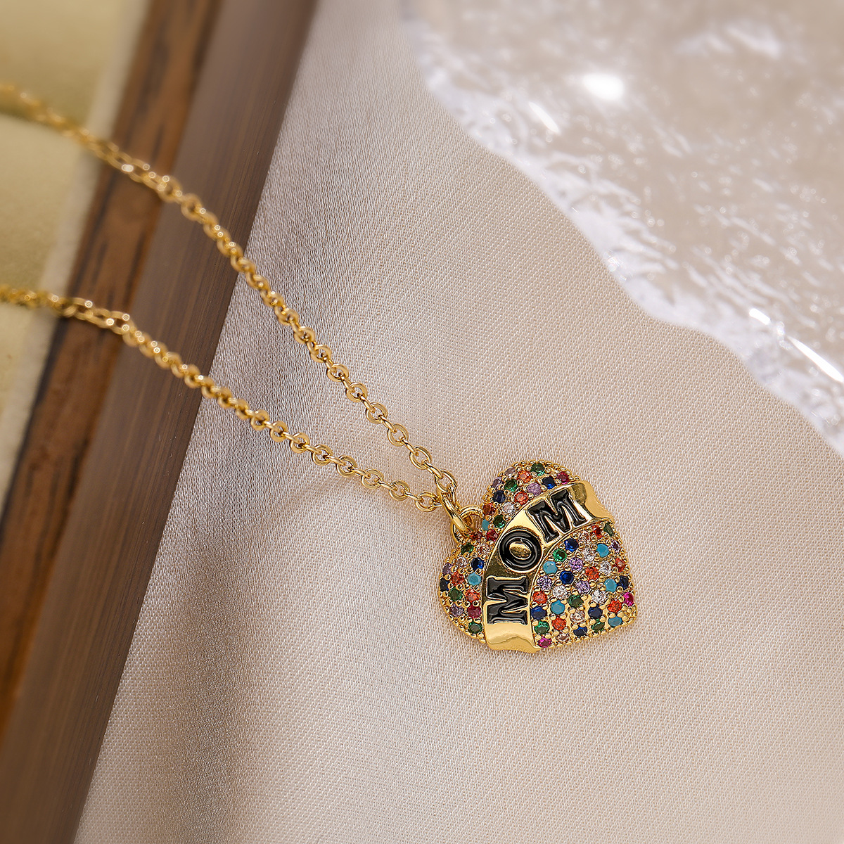 Zircon Inlay Material Pendant Necklace Classification Copper 18K Gold Plated MAMA Letter Heart Shape Inlay Zircon Pendant Necklace