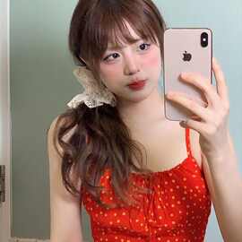法式性感洋气小个子高级感碎花吊带收腰显瘦连衣裙女2026夏季新款