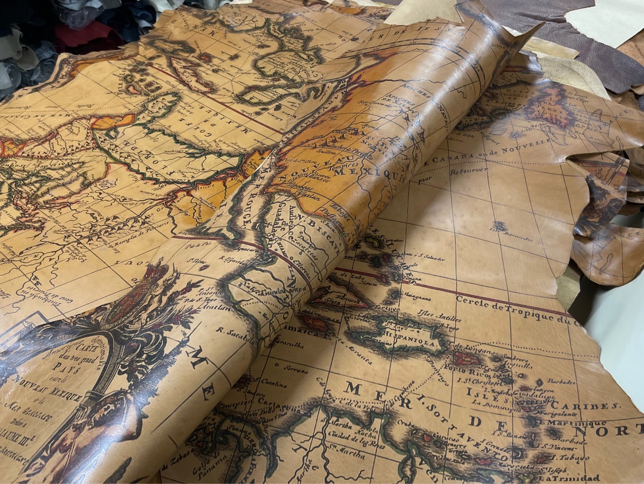 胎牛皮地图皮料 真皮地图挂件 7-9尺 160/张 现货批发