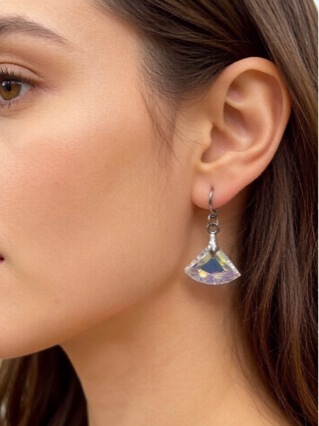 Cross-border TEMU hot-selling European and American fashion imitation crystal fan-shaped Baroque earrings and accessories wholesale from manufacturer Cross-border TEMU hot-selling European and American fashion imitation crystal fan-shaped Baroque earrings and accessories wholesale from manufacturer