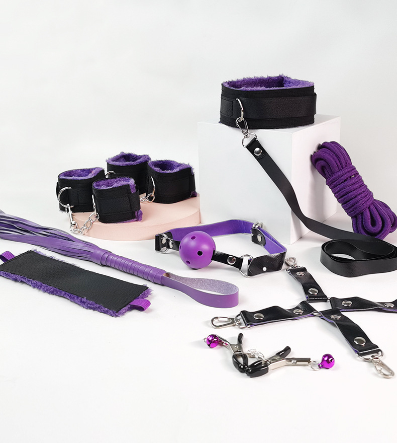 10-Piece Adult Bondage & Restraint Set with Faux Leather and Nylon Straps — detail image 16