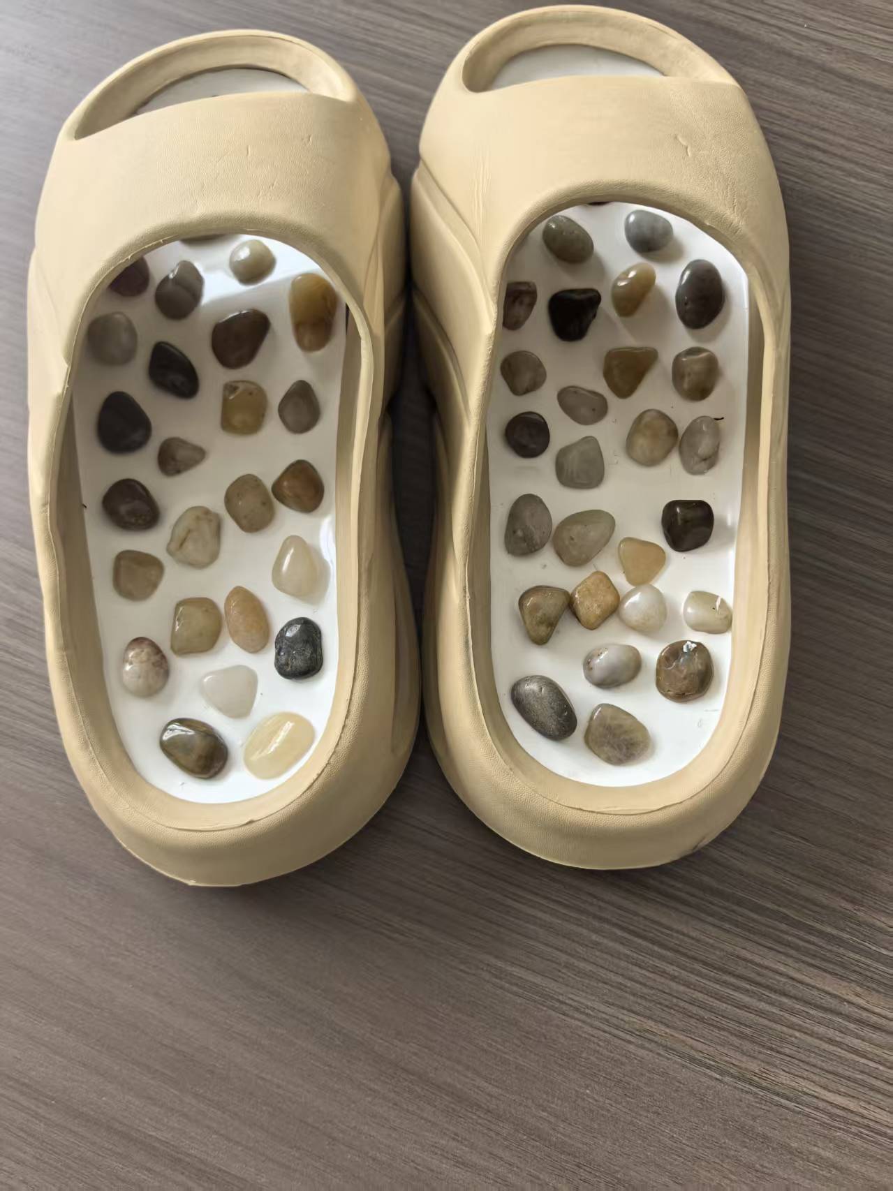 Zapatillas de masaje de piedra de lluvia piedras de guijarro acupuntura zapatos de terapia de pies en casa baño antideslizante interior zapatillas para hombres y mujeres