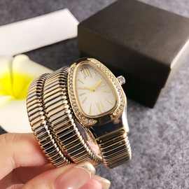 ins风间金满钻酒桶型手表蛇形钢带石英女表日常复古高级配饰表