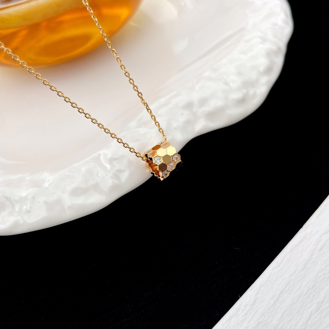 Guldversionen honeycomb diamant halsband, lätt lyx och nisch halsband, kvinnlig petite midje hänge, honeycomb nyckelbenskedja_voghion.com