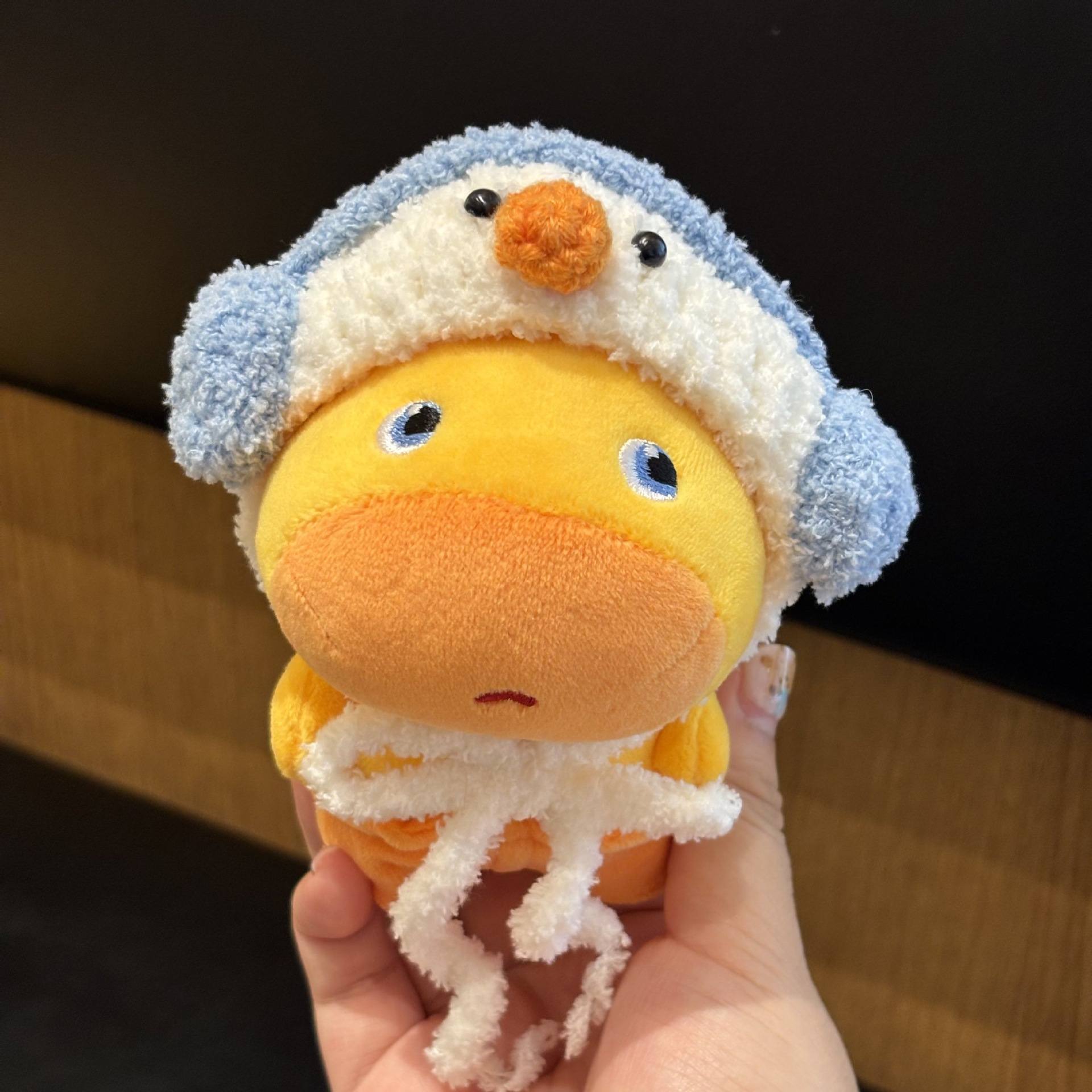 Penguin style - y2k vibes