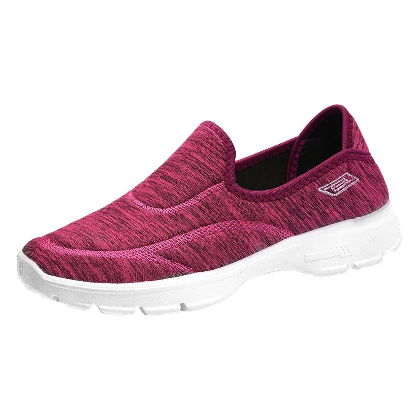 Zapatos para mujer 2025 zapatos de mujer de gran tamaño para hombres y mujeres mismo estilo suela suave zapatos de tela de Beijing viejos zapatos de madre de una pierna planos cómodos