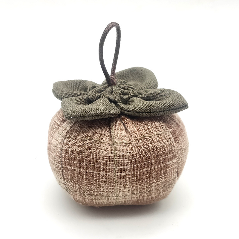 Patchwork hecho a mano DIY bordado material paquete Lu bordado novato caqui colgante niños regalo caqui bolsita