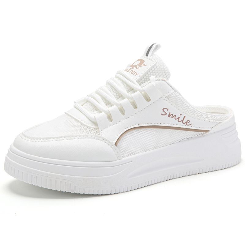 Medios zapatos blancos de verano 2025, nuevos zapatos casuales de malla transpirable con suela gruesa de una sola pie, zapatos de medio trampolín.