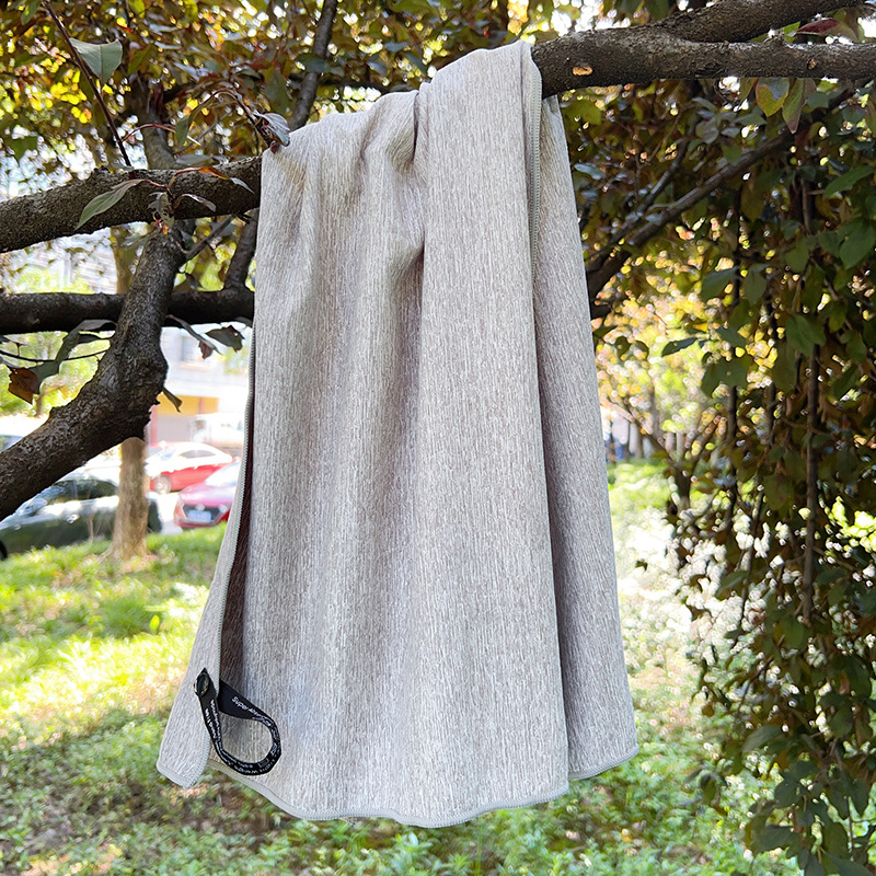 Serviette de sport double face en microfibre cationique à séchage rapide pour essuyer la transpiration en extérieur_voghion.com