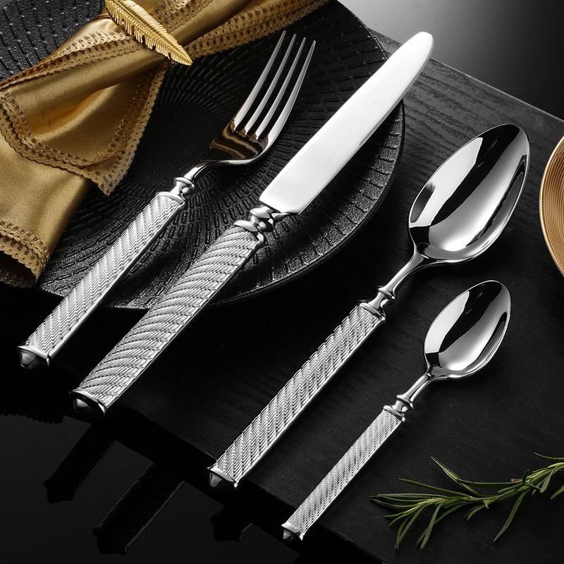 Forged 304 Stainless Steel Rope-Patterned Cutlery Set for Western Restaurants, Featuring Elegant Patterned Steak Knives, Forks, and Spoons Forged 304 Stainless Steel Rope-Patterned Cutlery Set for Western Restaurants, Featuring Elegant Patterned Steak Knives, Forks, and Spoons