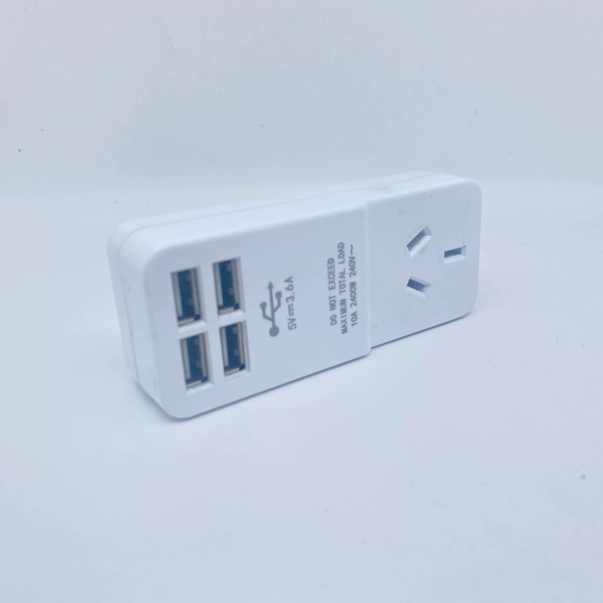 Австралийская переходная вилка (с USB)