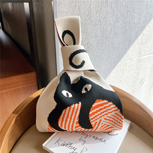 New knitted handbag for women, spring, autumn and summer, Korean version, Japanese style, versatile large capacity bucket bag, tote handbag