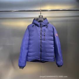 跨境正确版本大鹅家25FW新款红色徽章保暖御寒连帽羽绒服情侣款