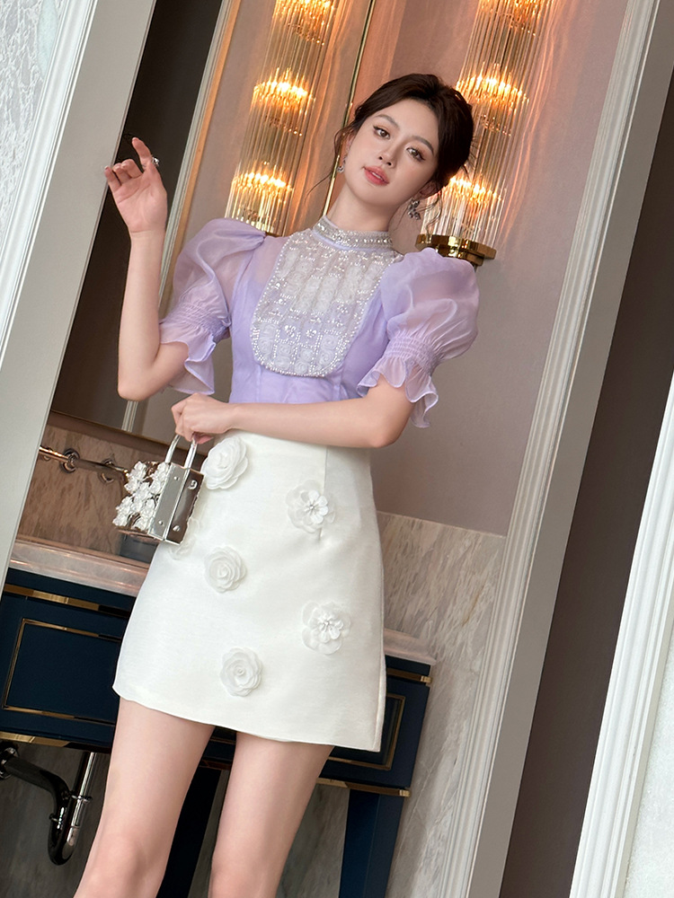 Váy bodycon chữ A trắng hoa nổi 3D ôm eo nâng chiều cao — Màu trắng