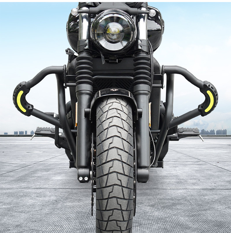 Suitable for Benda Black Flag 600 motorcycle front bumper carbon steel protective bar anti-fall bar modification accessories