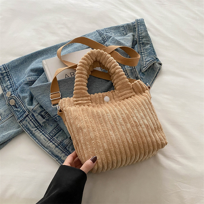 Otoño y invierno nuevos productos de diseño Nichozhong pozos de cordillera bolsas de algodón lindas bolsas de mano chic bolsas de hombro