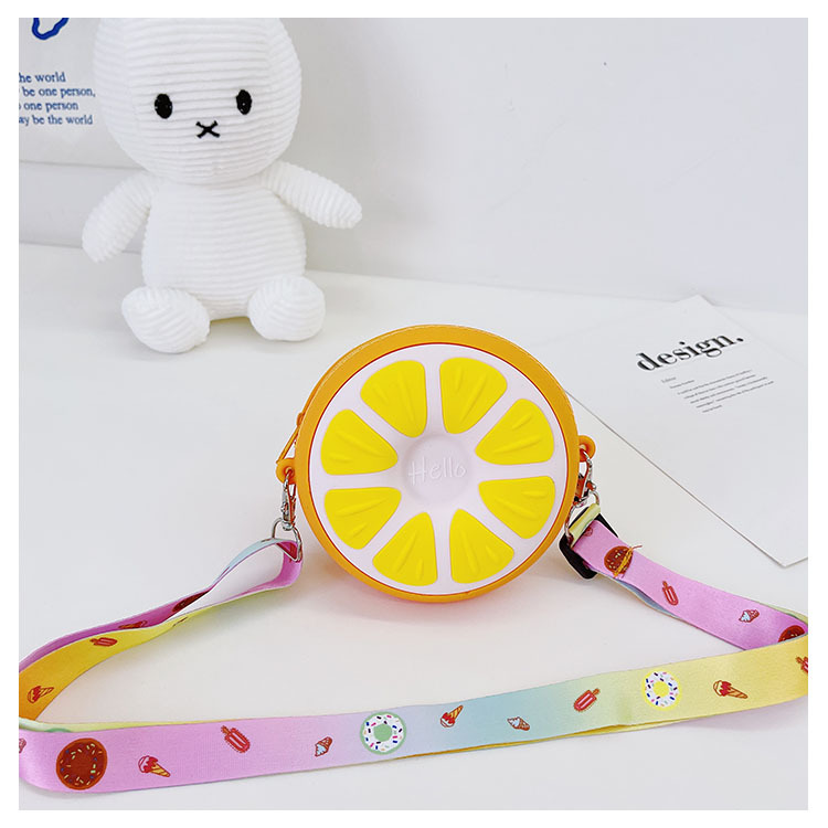 New Cartoon Colorful Kiwi Children's Shoulder Bag Wholesale Nihaojewelry display picture 7