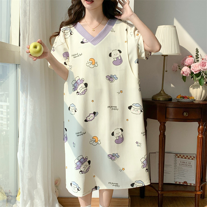 大きいサイズの300斤の月子服の夏の薄いタイプの半袖の妊婦は乳を与えます。