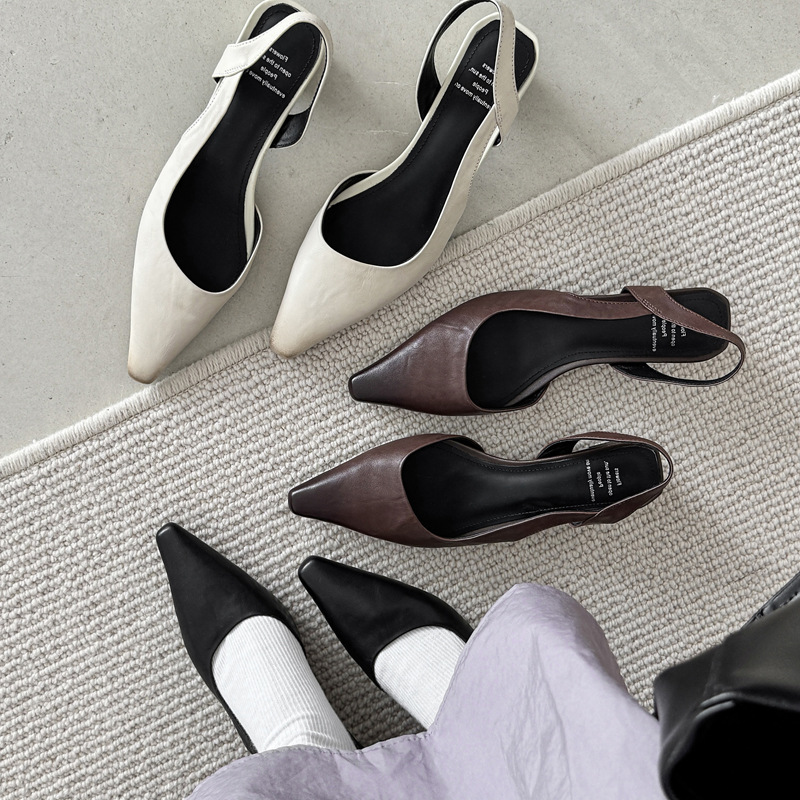 简约气质小猫跟头层牛皮2025春夏粗中跟小方头真皮包头后空凉鞋女