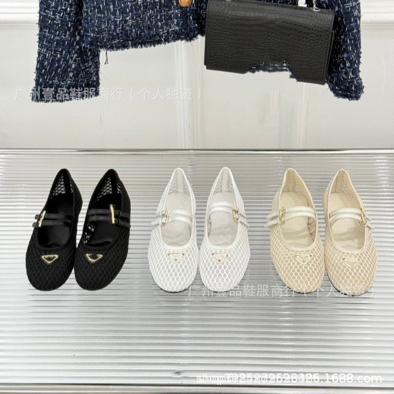 P's Triangle Logo Cut Out Shallow Mouth Ballet Shoes 2025 New Mesh Double Buckle Flats Mary Jane Shoes