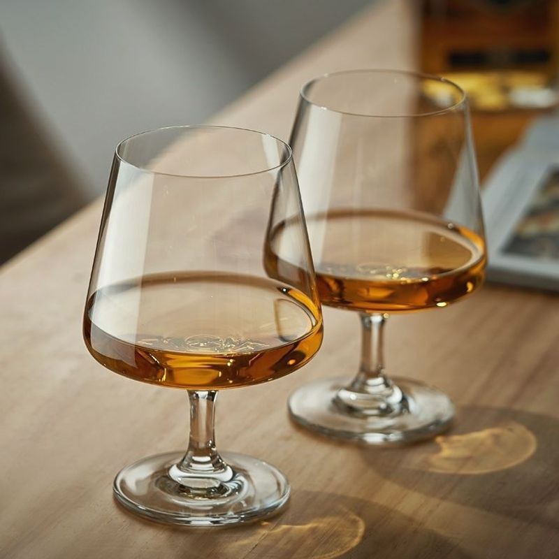 European-style wine glasses, crystal glass wine glasses, stemmed wine glasses, wine glasses, brandy glasses European-style wine glasses, crystal glass wine glasses, stemmed wine glasses, wine glasses, brandy glasses