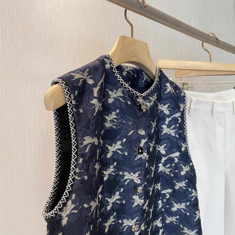 So Beautiful! ! I Like It so Much, It Touches the Heart ~ New Chinoiserie National Style Embroidered Sleeveless Waistcoat Layered Vest for Women