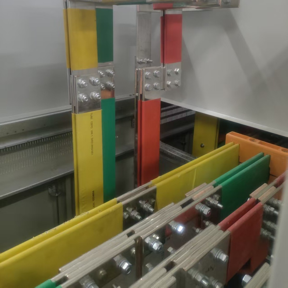 配电室主母线铜排高压/低压配电铜母线变压器连接铜排开关柜母排